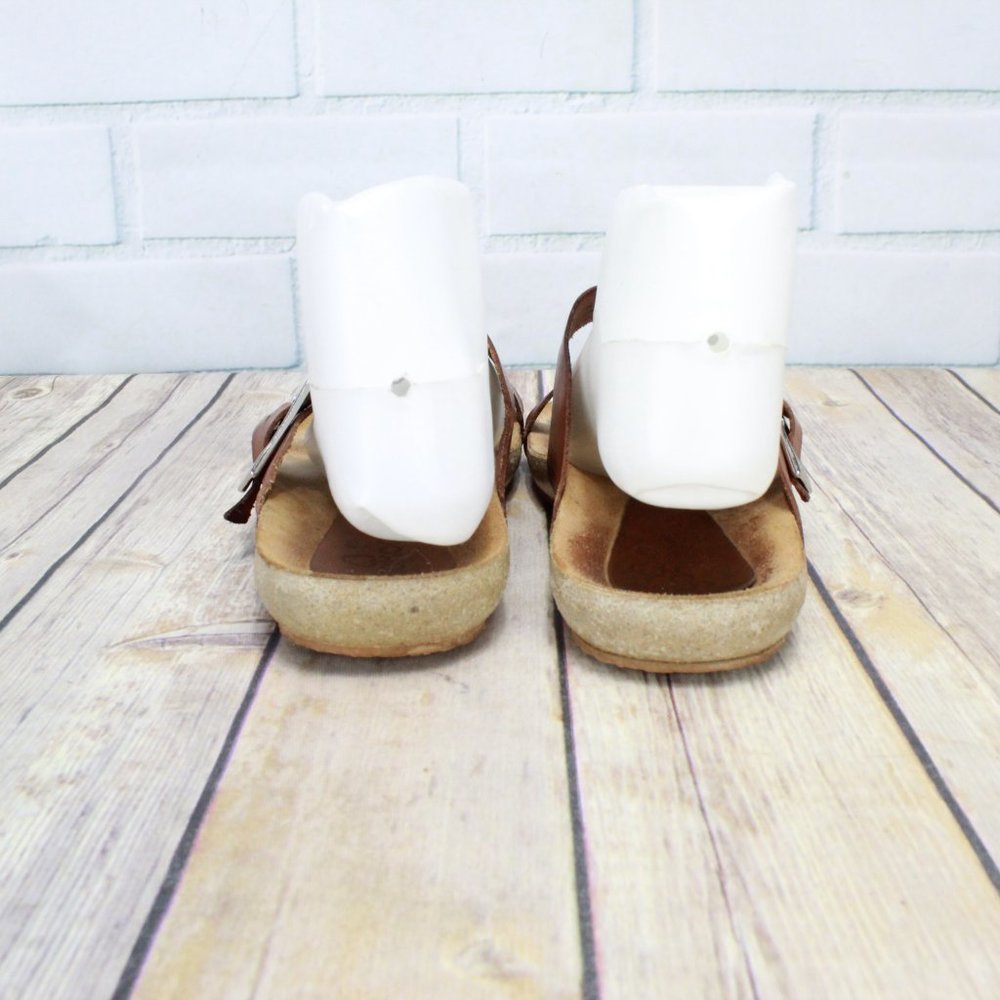 SALE! Yokono Thong Brown Leather Buckle Sandals 6 - Picture 5 of 8